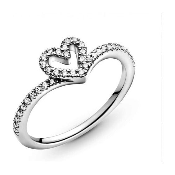 PANDORA Jewelry ring model 199302C01-58 featuring a heart-shaped design with sparkling stones, perfect for gift giving.
