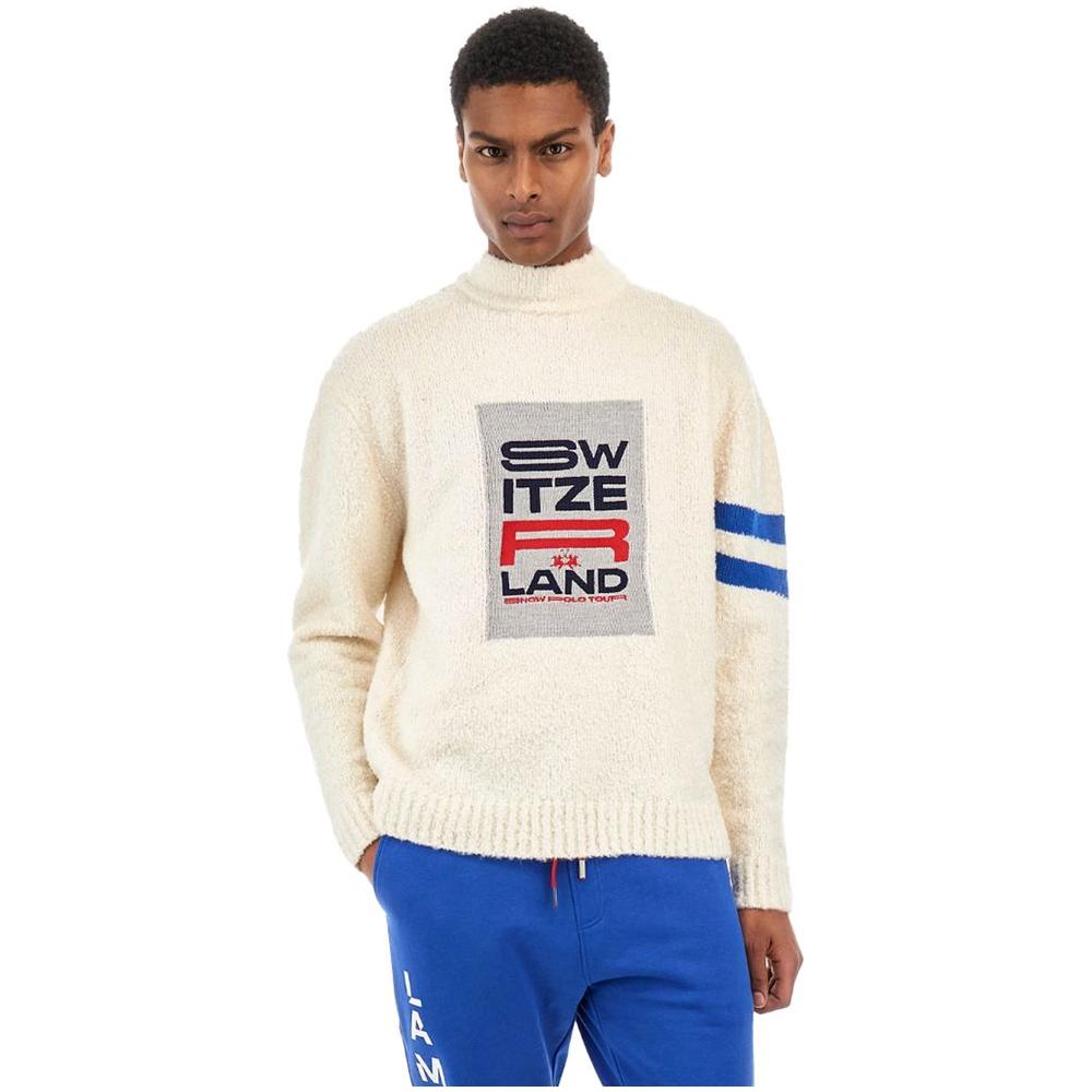 白色聚酰胺毛衣