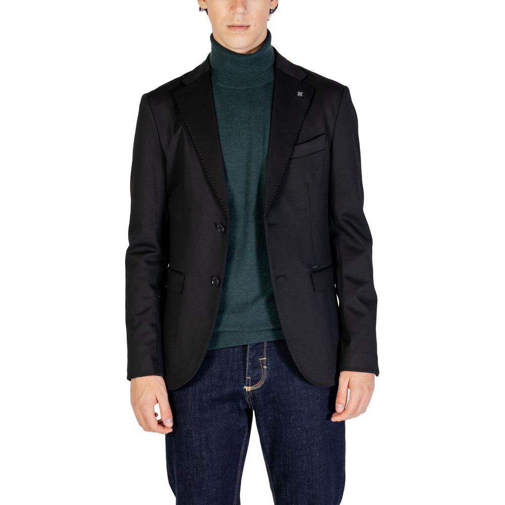 Man wearing Gianni Lupo black polyester blazer from Fall/Winter collection, composed of 78% polyester, stylish for men's fashion.