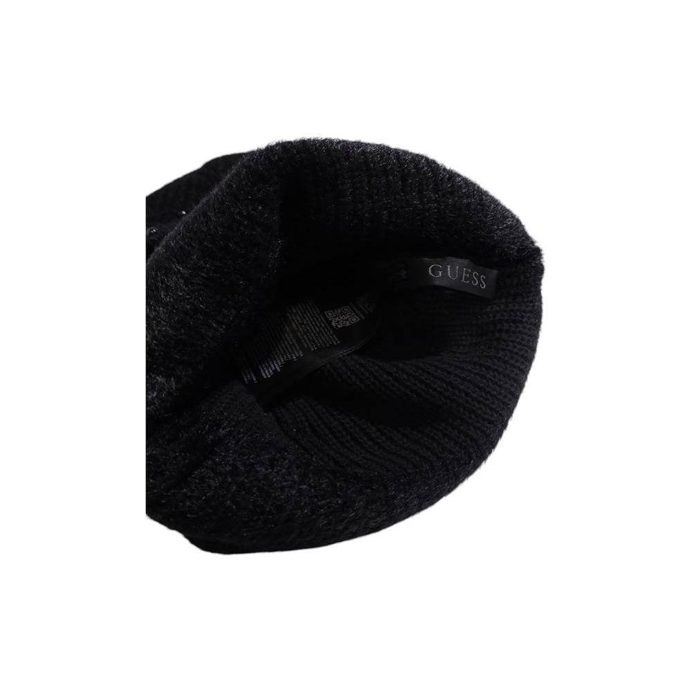 Alt Tag: Guess black cotton hat for women, fall/winter collection, featuring 61% cotton and 39% acrylic blend, stylish and cozy accessory.