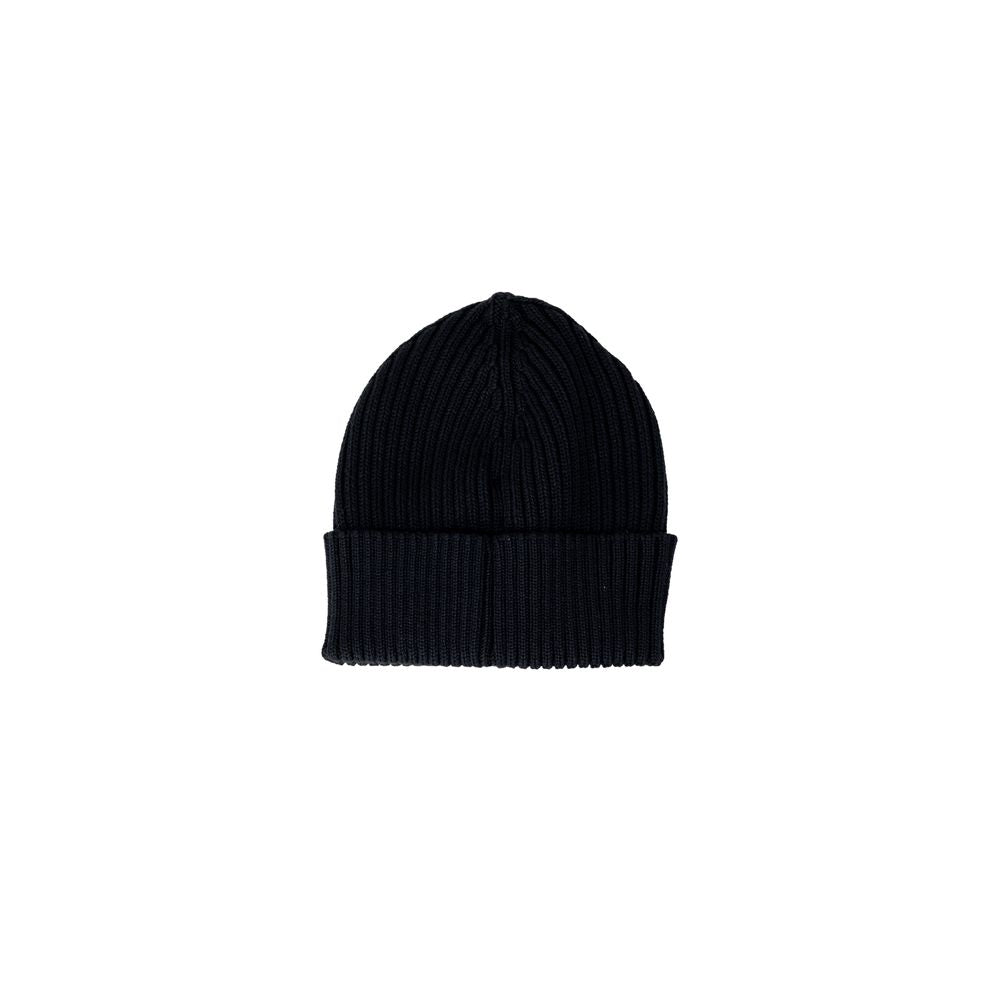 Calvin Klein Jeans black wool ribbed beanie with monogram logo, stylish and warm for cold days.