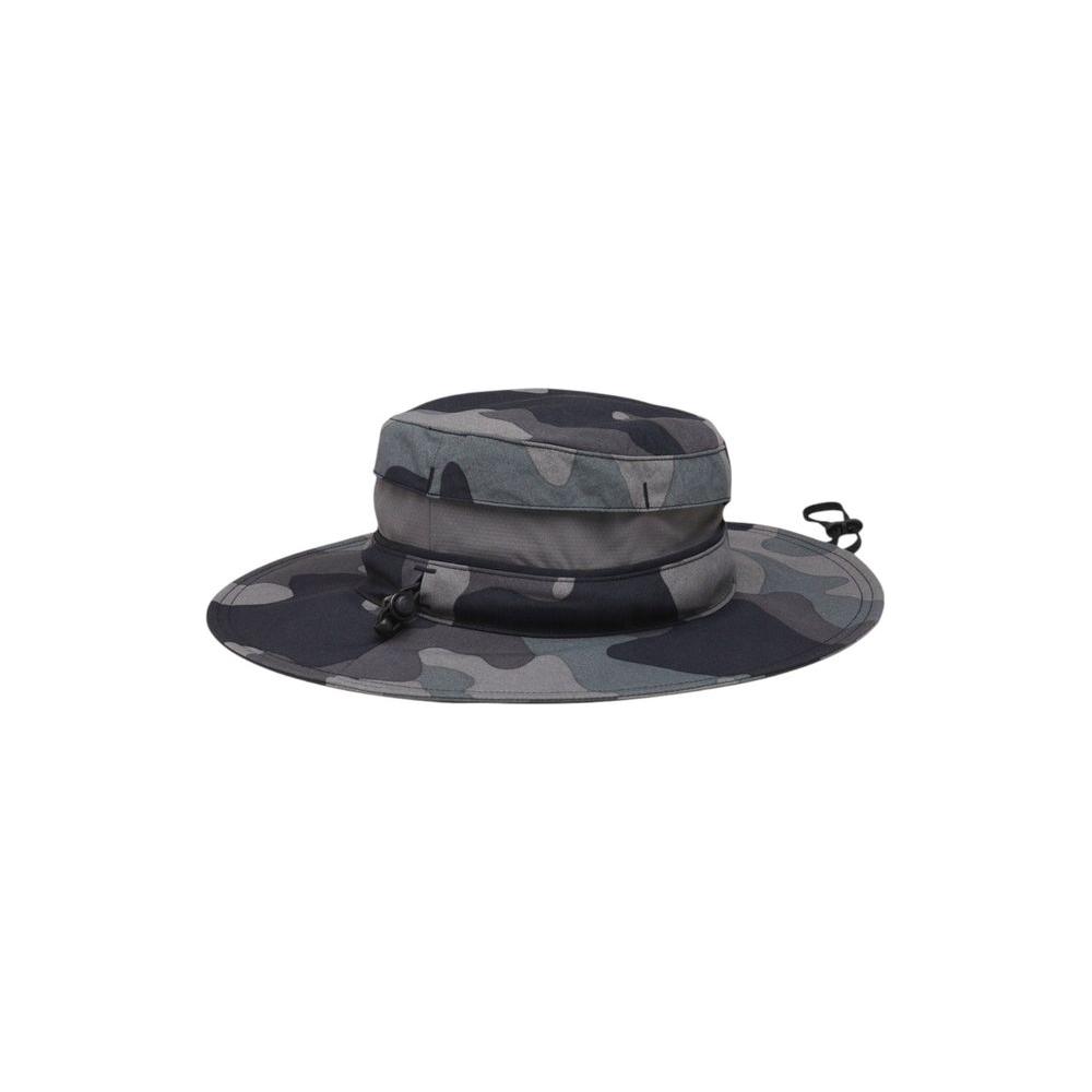 Columbia Bora Bora printed booney hat in gray camo pattern, made of nylon with wide brim, ideal for sun protection and outdoor use.