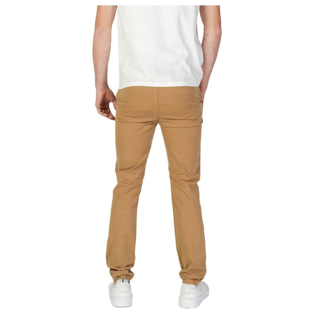 Men's Superdry beige cotton slim pants, fall/winter collection, back view, featuring 98% cotton and 2% elastane for comfort.