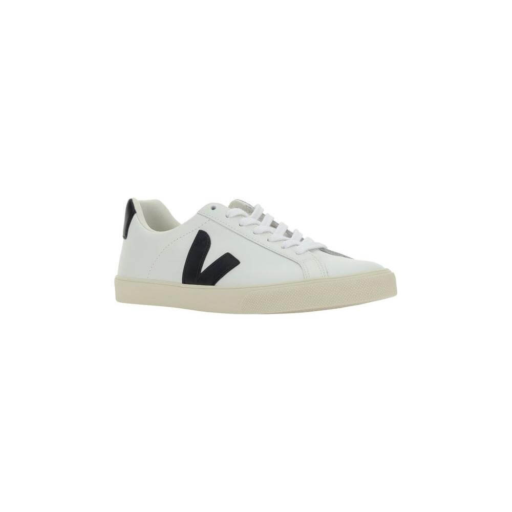 Veja Esplar Sneakers in white calfskin with black logo, round toe, lace-up closure, iconic side patch, brand details on tongue and heel.