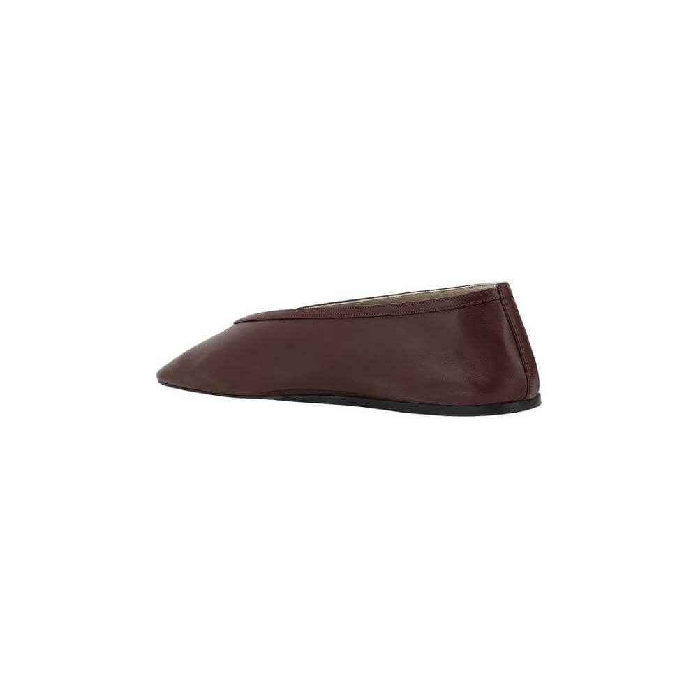 Side view of Le Monde Beryl Luna Ballerinas in high-quality brown leather with flat sole and beveled toe, showcasing casual-chic elegance.