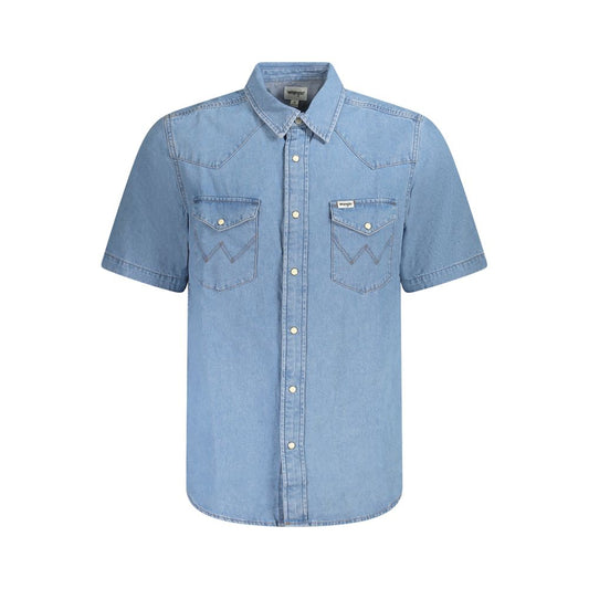 Wrangler Light Blue Cotton Men Shirt with automatic fastenings and two pockets, showcasing the iconic Wrangler logo