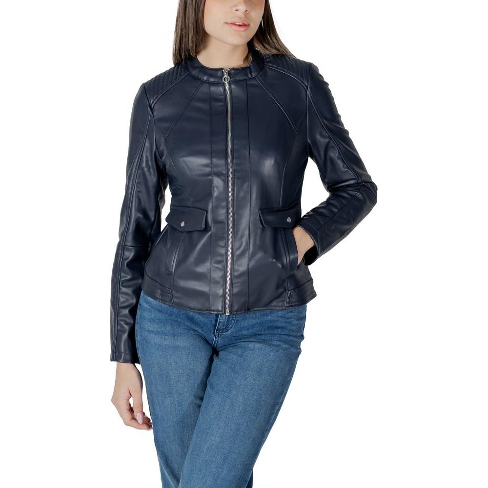 Woman wearing Street One black polyester jacket, stylish women's coat collection, 100% polyester, front view with jeans.