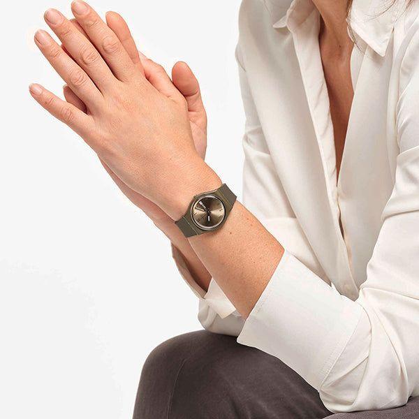 SWATCH 手表型号:GG712