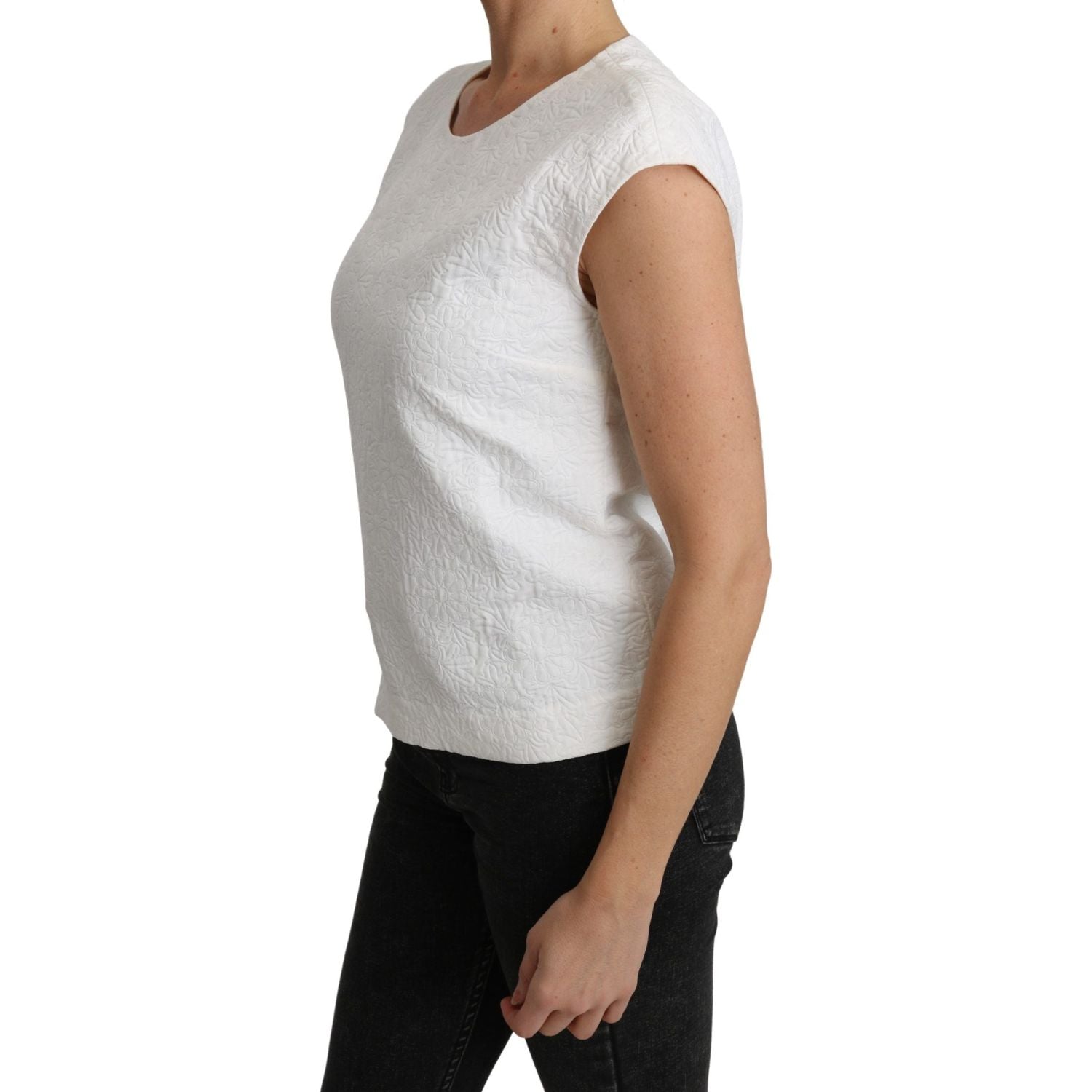 优雅的白色棉混纺衬衫