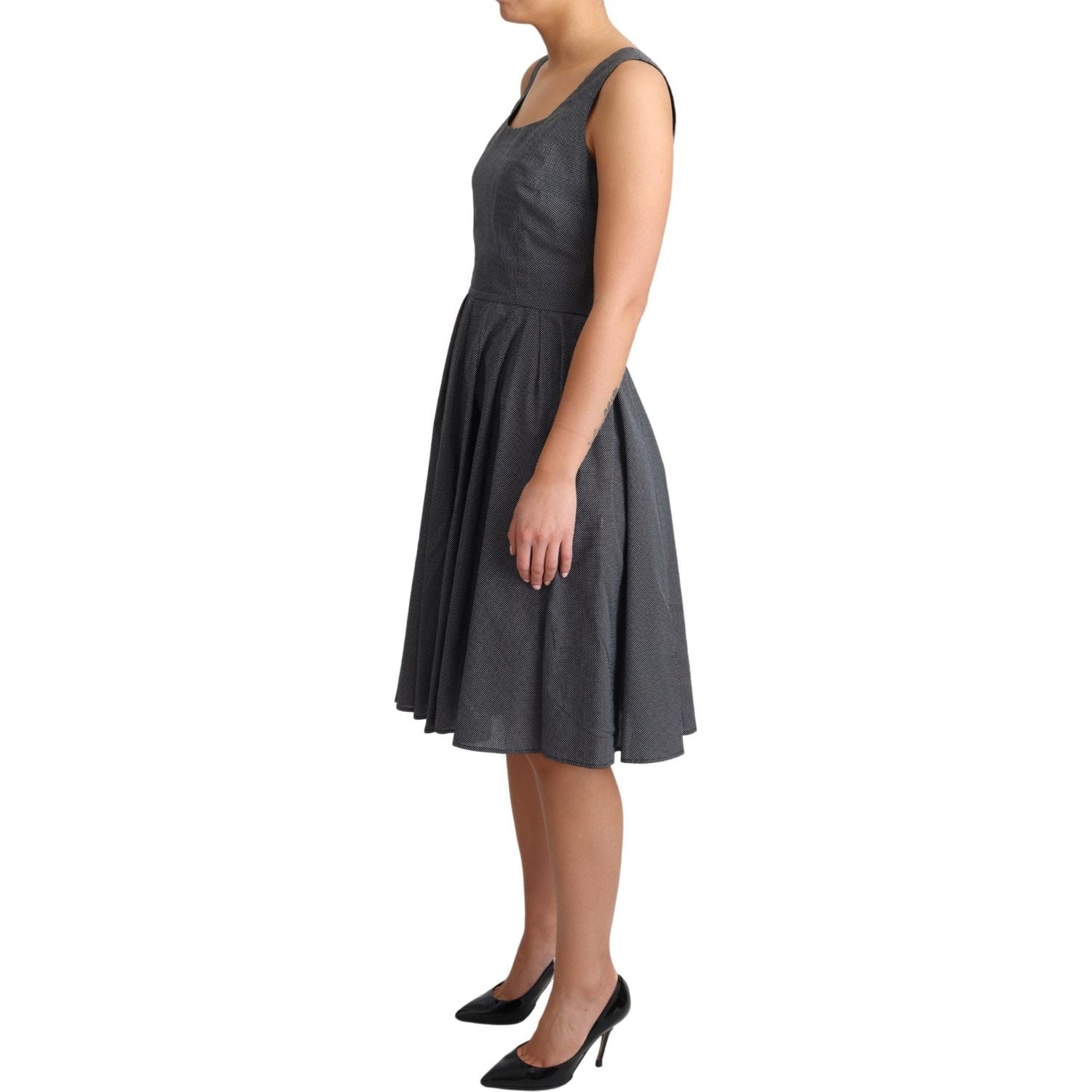 优雅无袖圆点 A 字形连衣裙