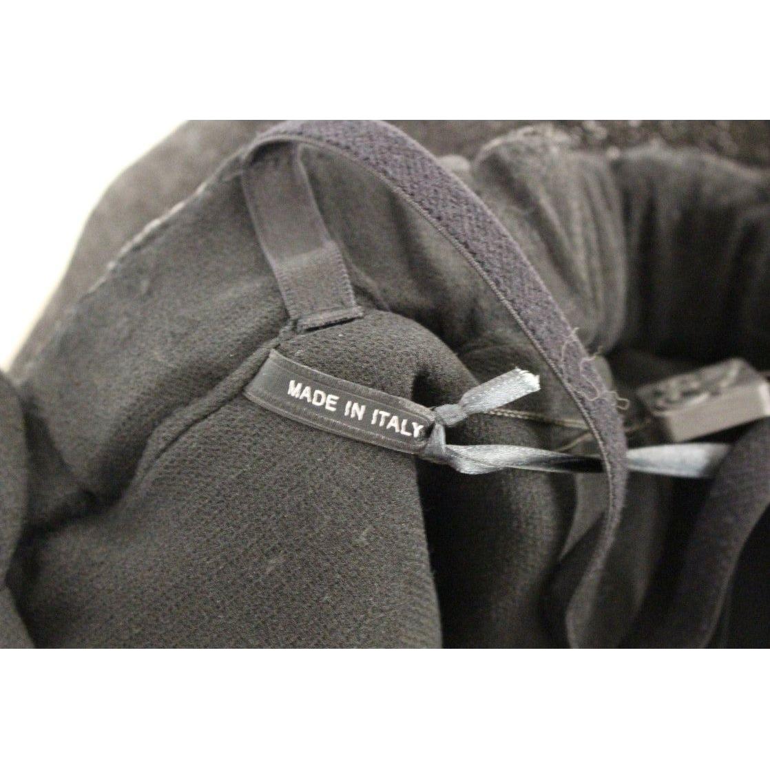 优雅的黑色皮革连身裤（配腰带）