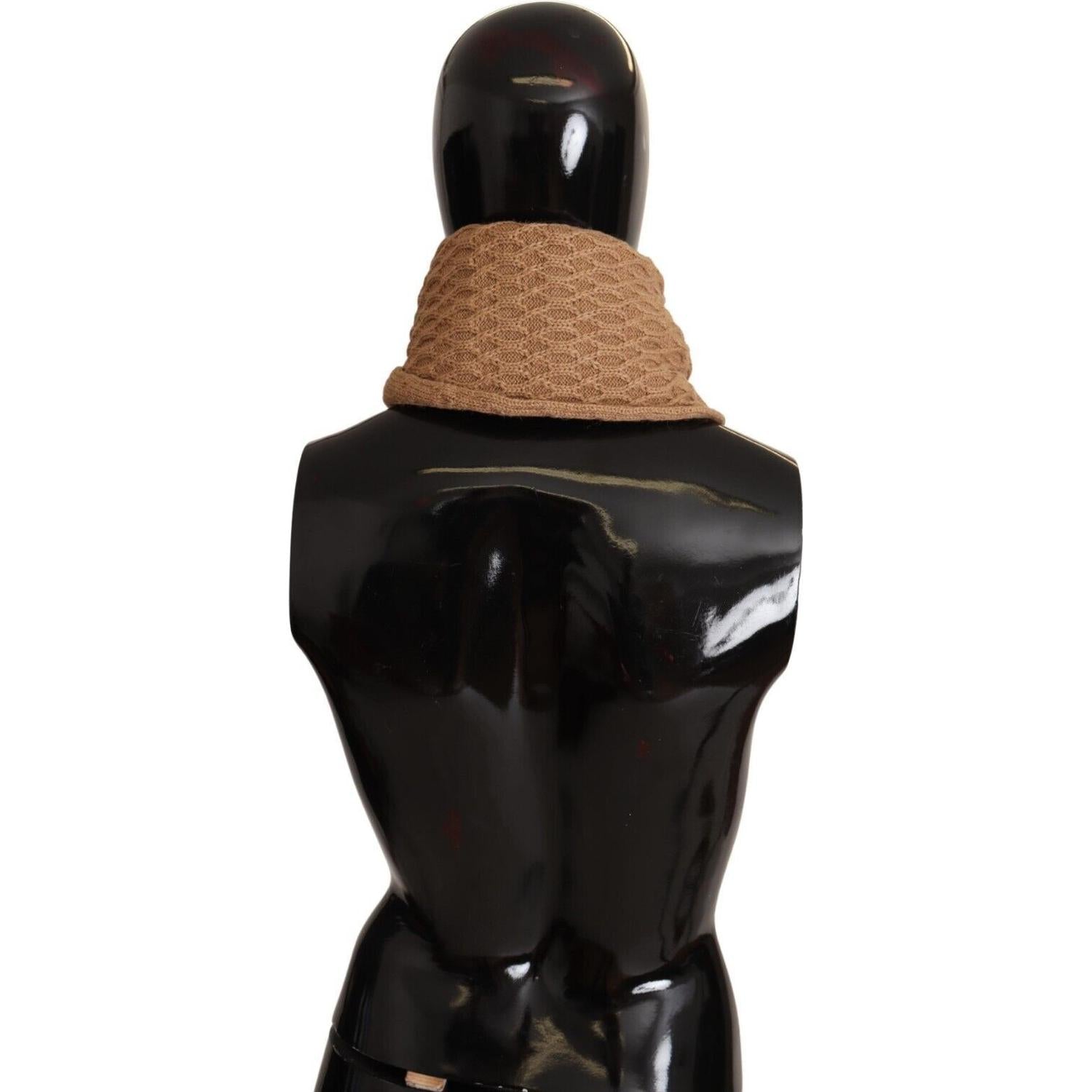 优雅深棕色针织围巾