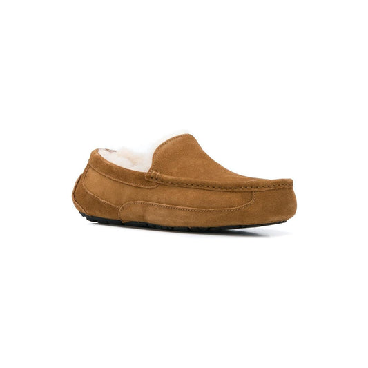 UGG Australia Flat shoes Beige