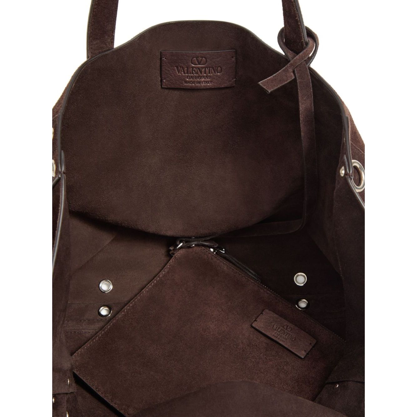 Front view with bag zipped and handles upright.