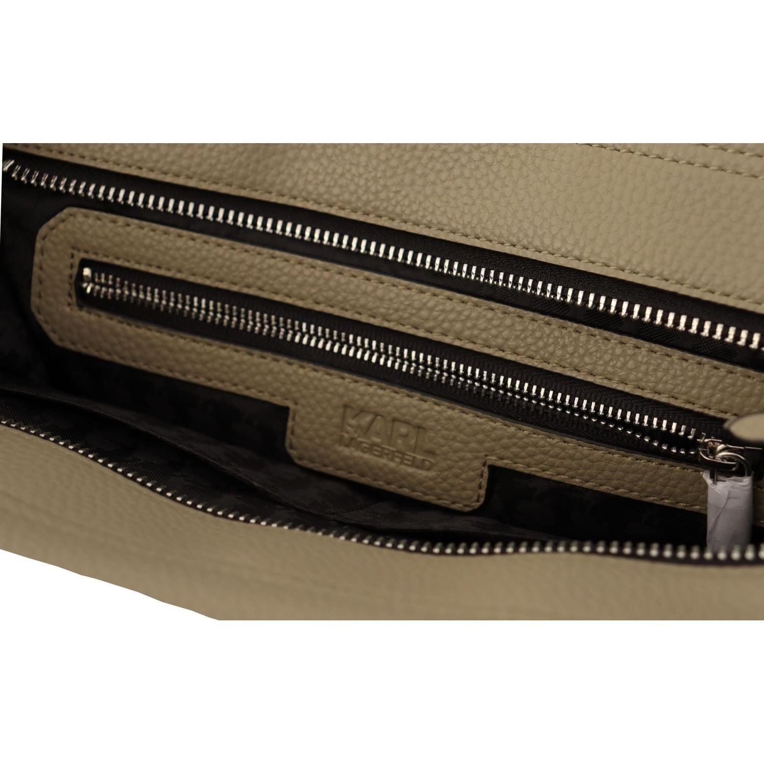 迷人的鼠尾草绿色皮革手提包