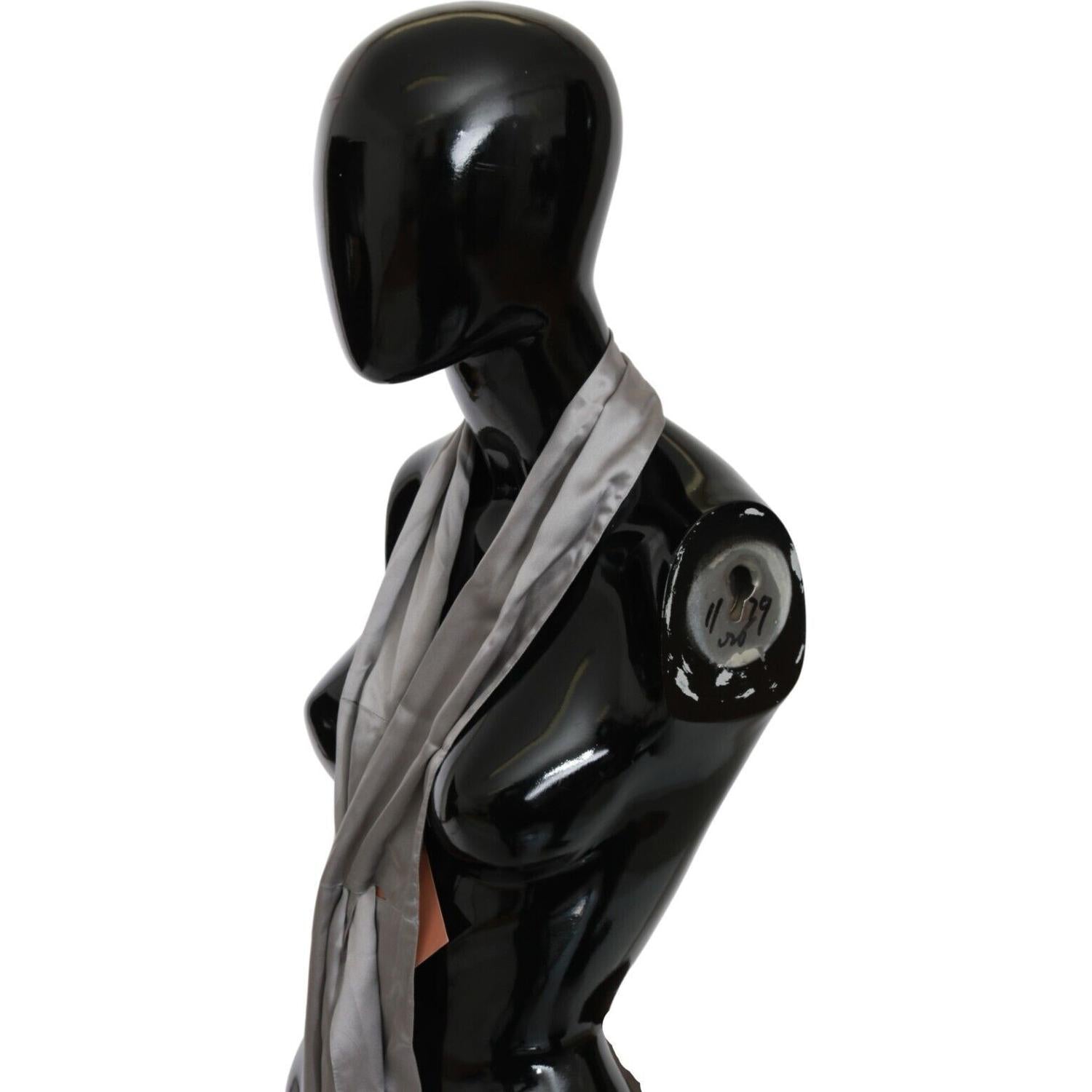 男士光滑银色真丝围巾