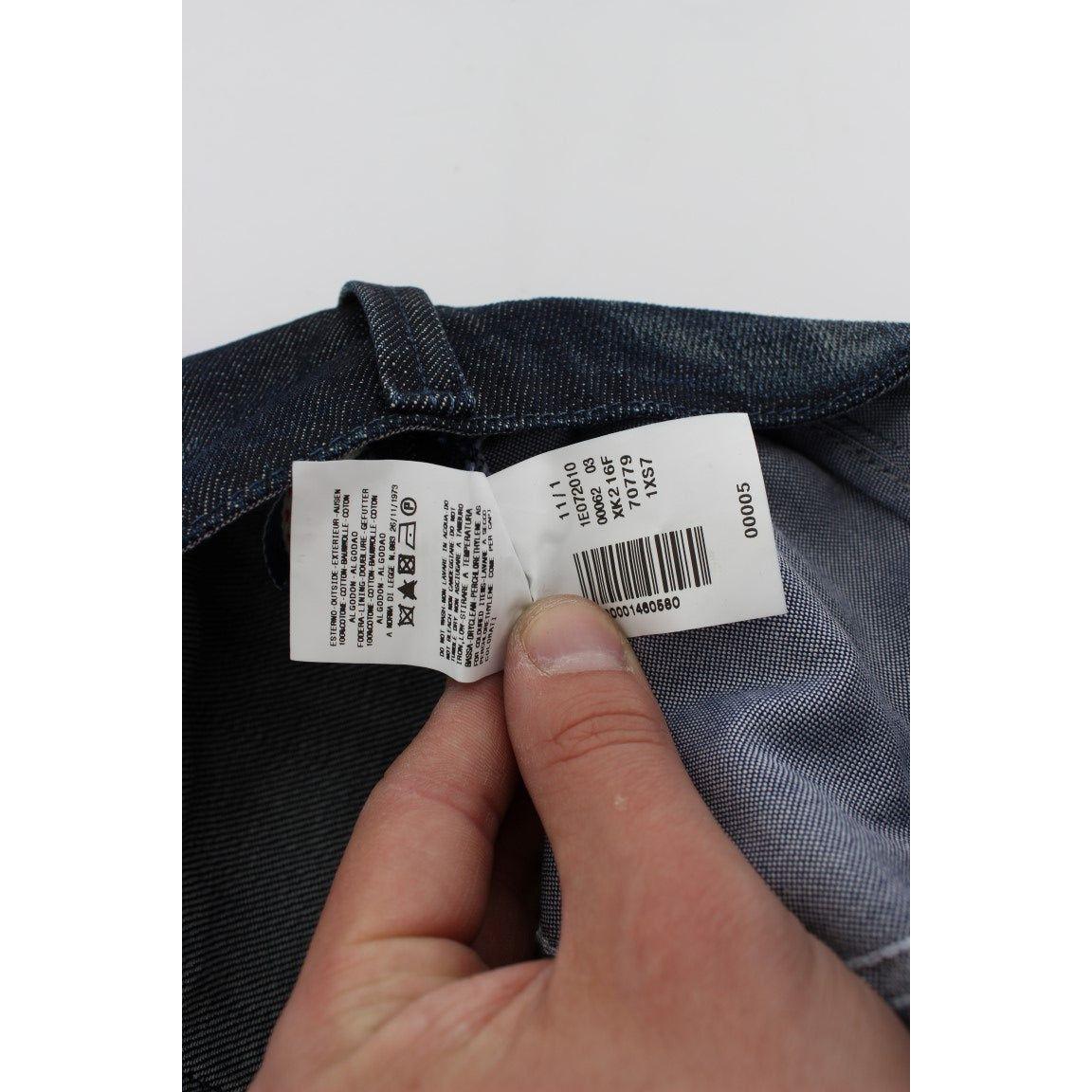 بنطلون جينز أزرق أنيق بقصّة مستقيمة وقياس عادي