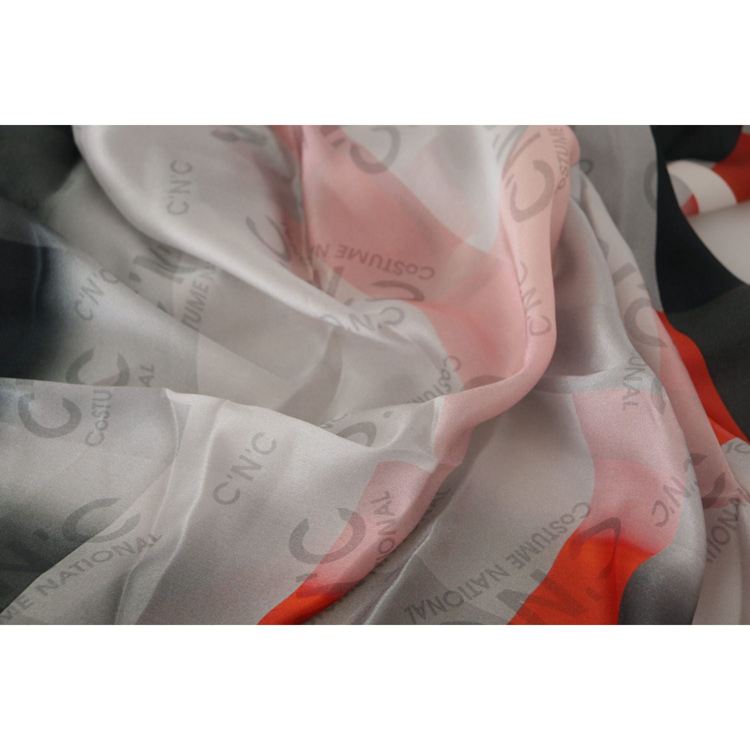 优雅灰红格纹真丝围巾