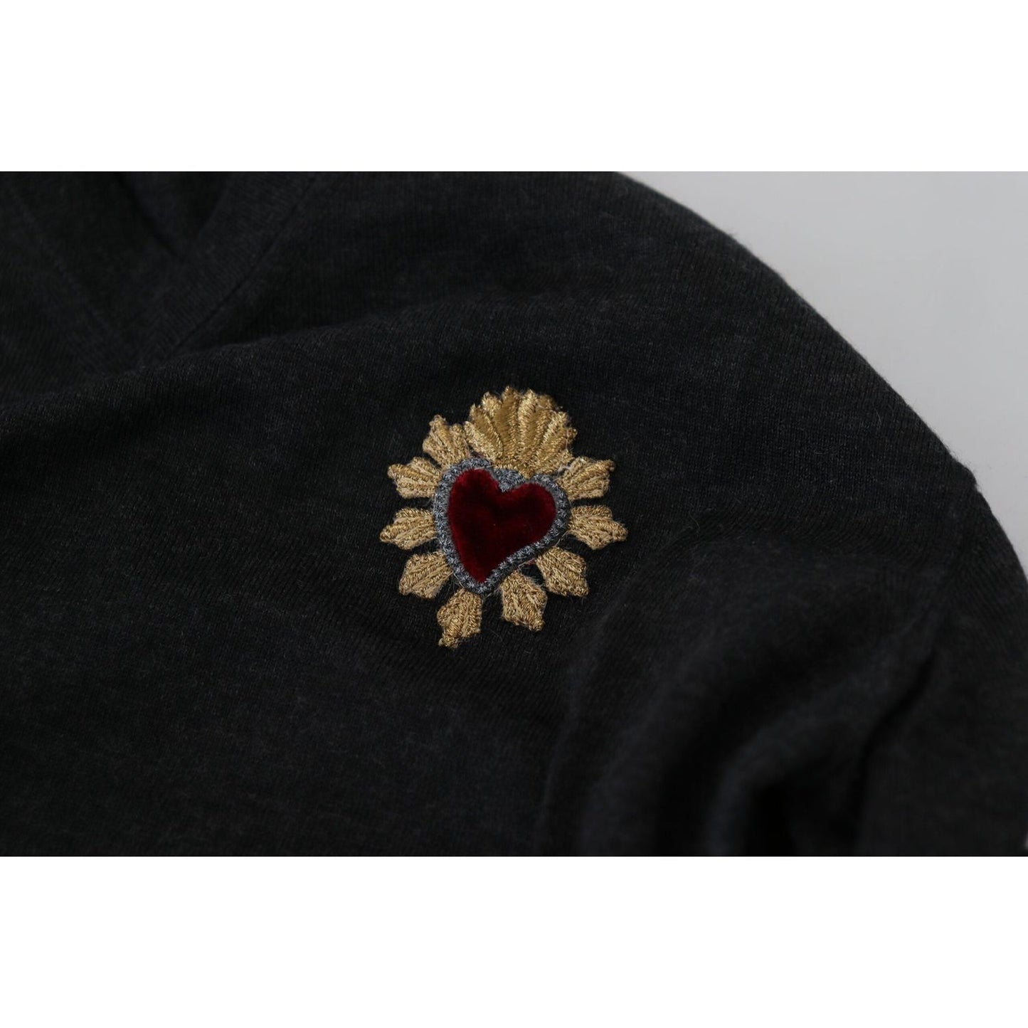 Dolce & Gabbana V-Neck Cashmere Sweater with Heart Embroidery Dolce & Gabbana