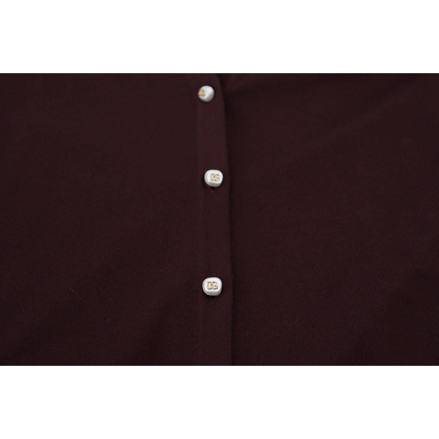 别致的栗色 V 领羊毛开衫