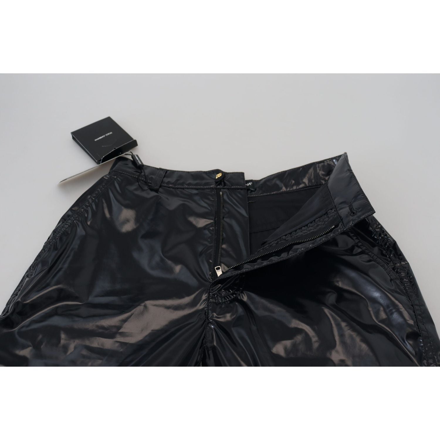 时尚高腰紧身裤 - 重新诠释优雅