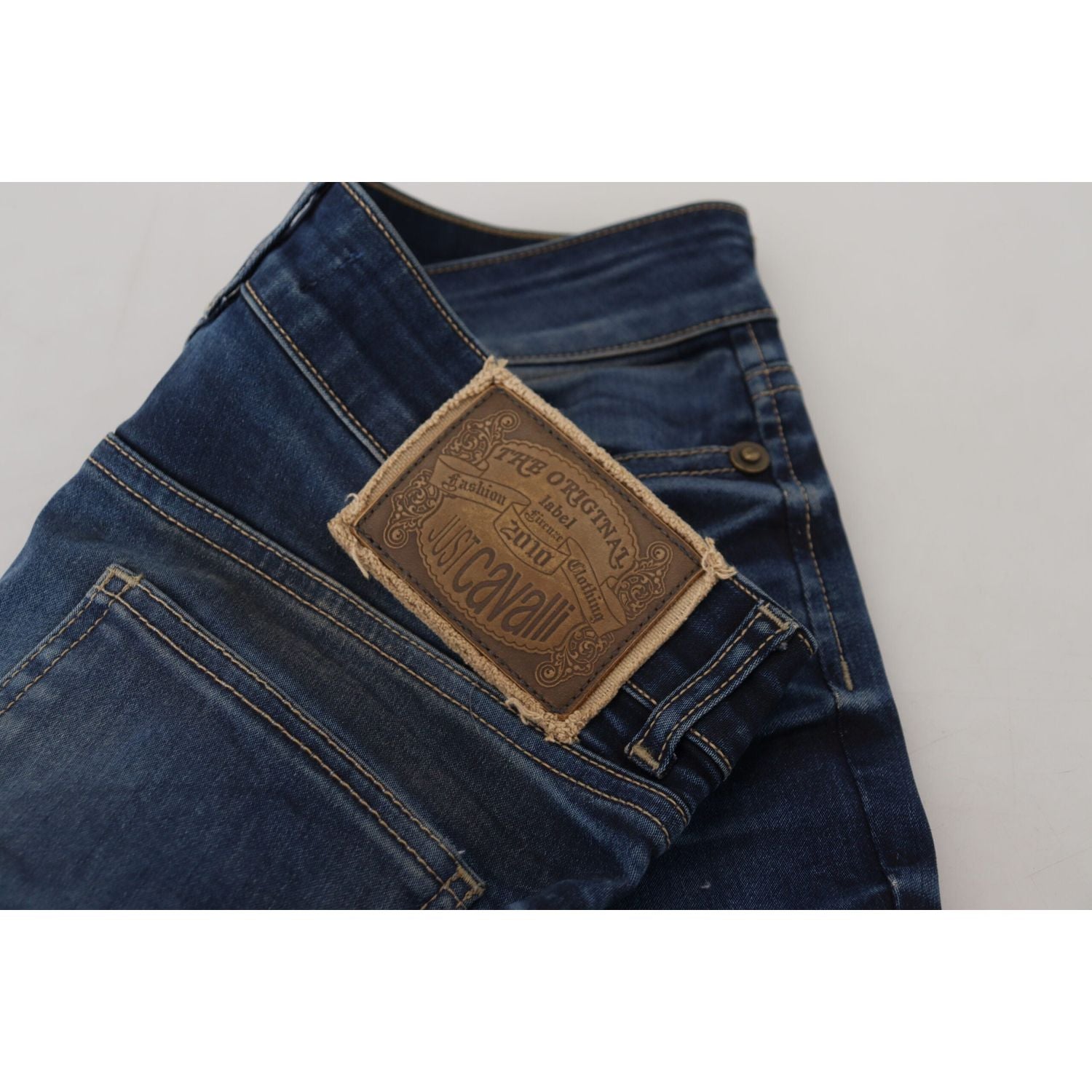 蓝色时尚低腰牛仔裤