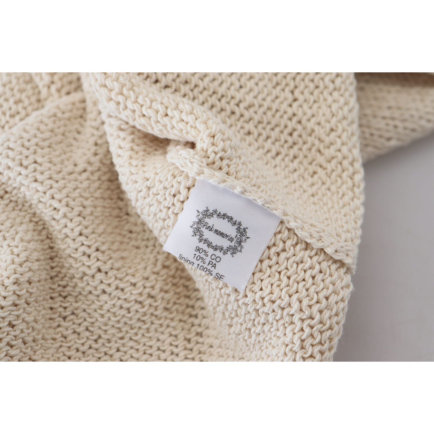 别致的米色无袖背心