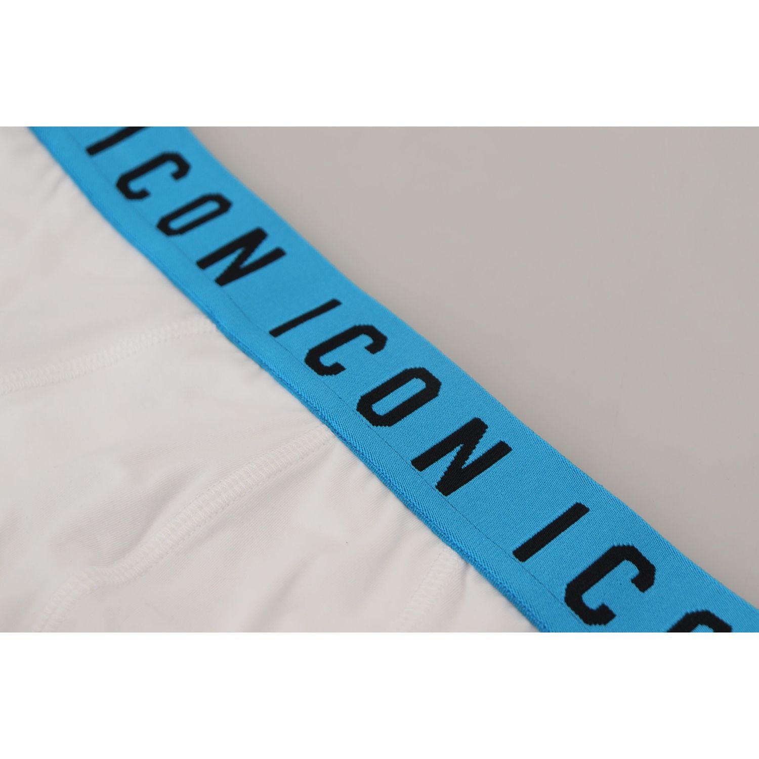 优雅白色棉质弹力三角裤