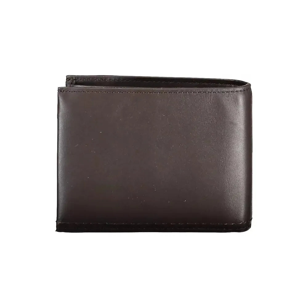 Calvin Klein Elegant Leather Wallet with RFID Blocking Calvin Klein