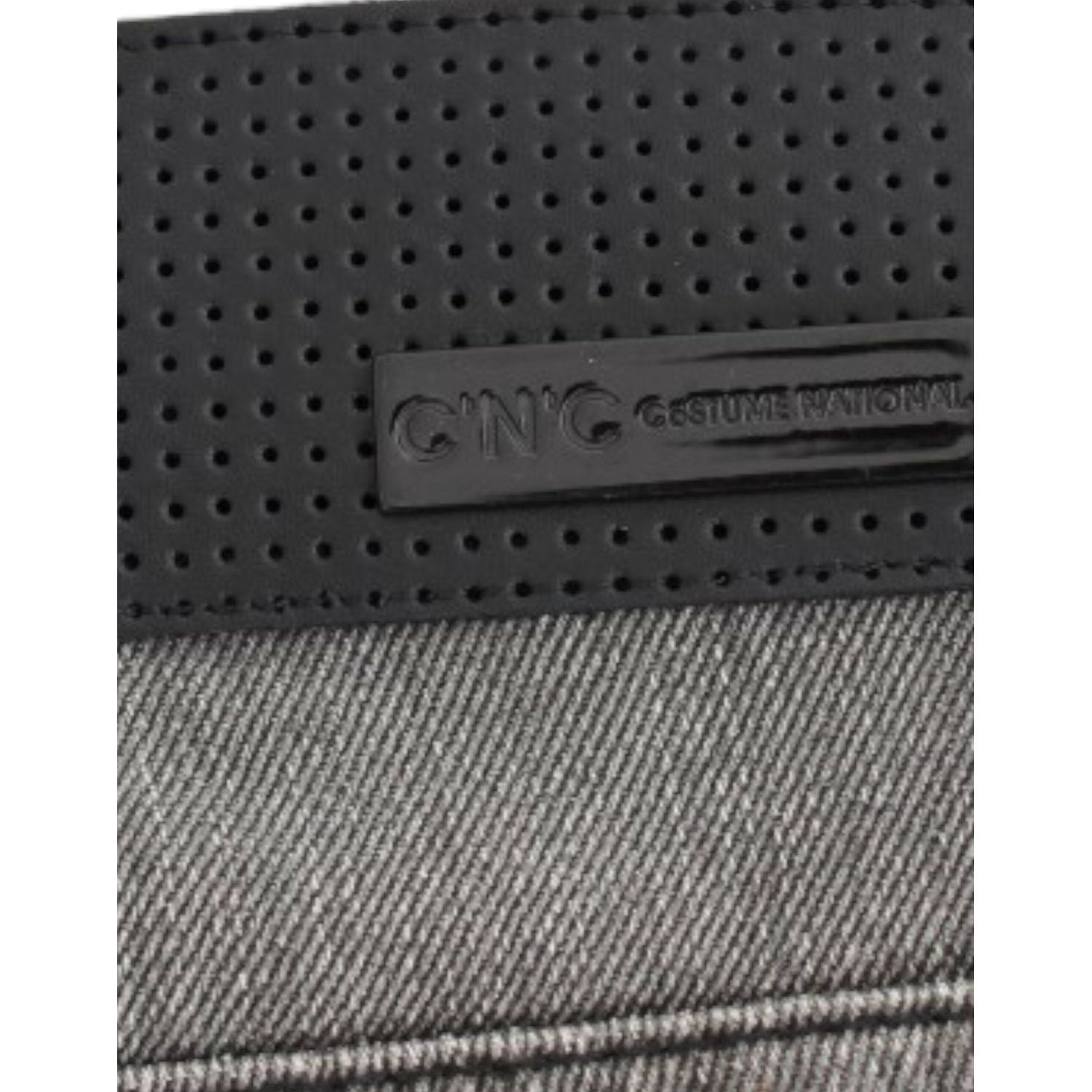 时尚灰色直筒牛仔裤