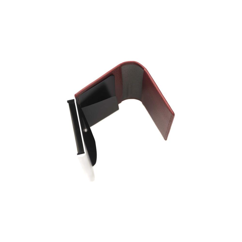 优雅的红色小牛皮钱包