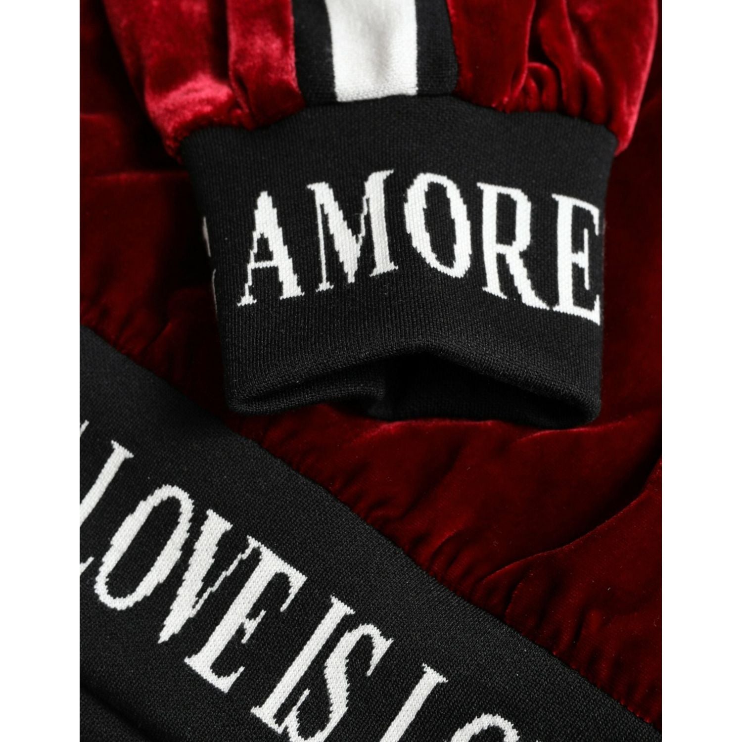 优雅的勃艮第色真丝混纺毛衣