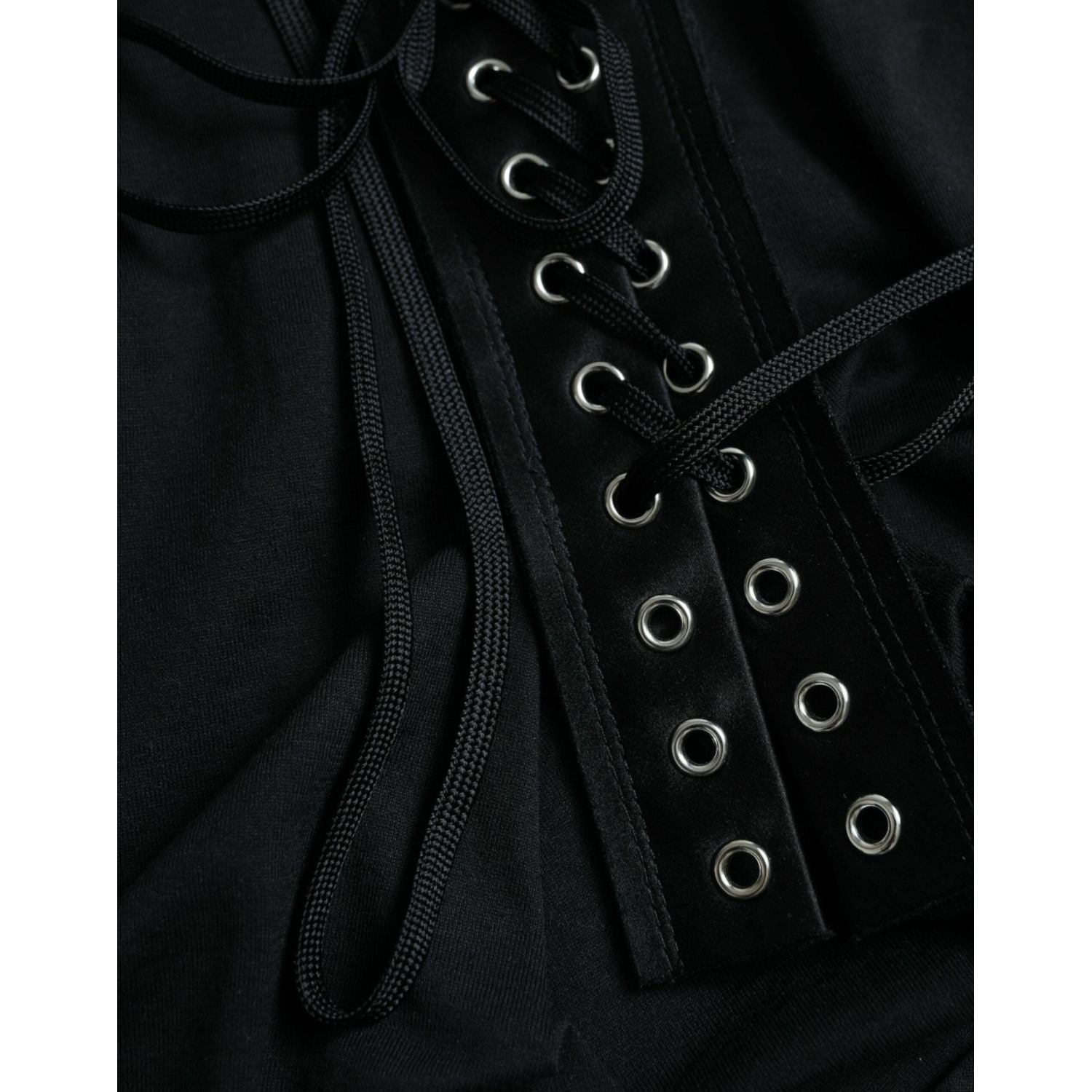 优雅黑色圆领背心