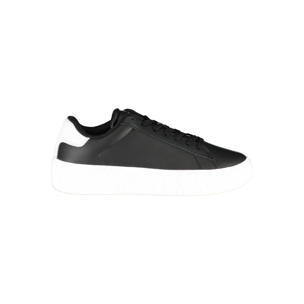 Tommy Hilfiger Sleek Black Sneakers with Contrasting Details Tommy Hilfiger