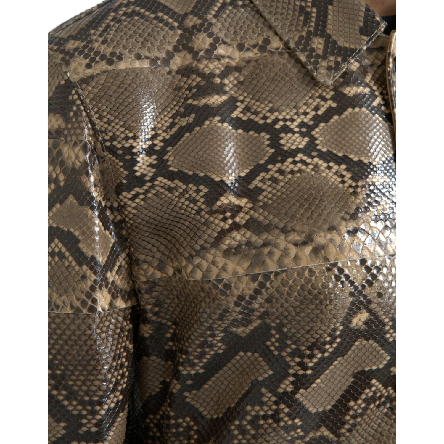 米色异域皮革机车夹克