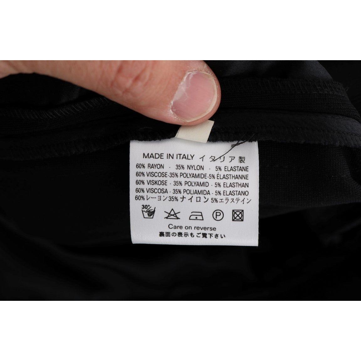 时尚黑色喇叭裤