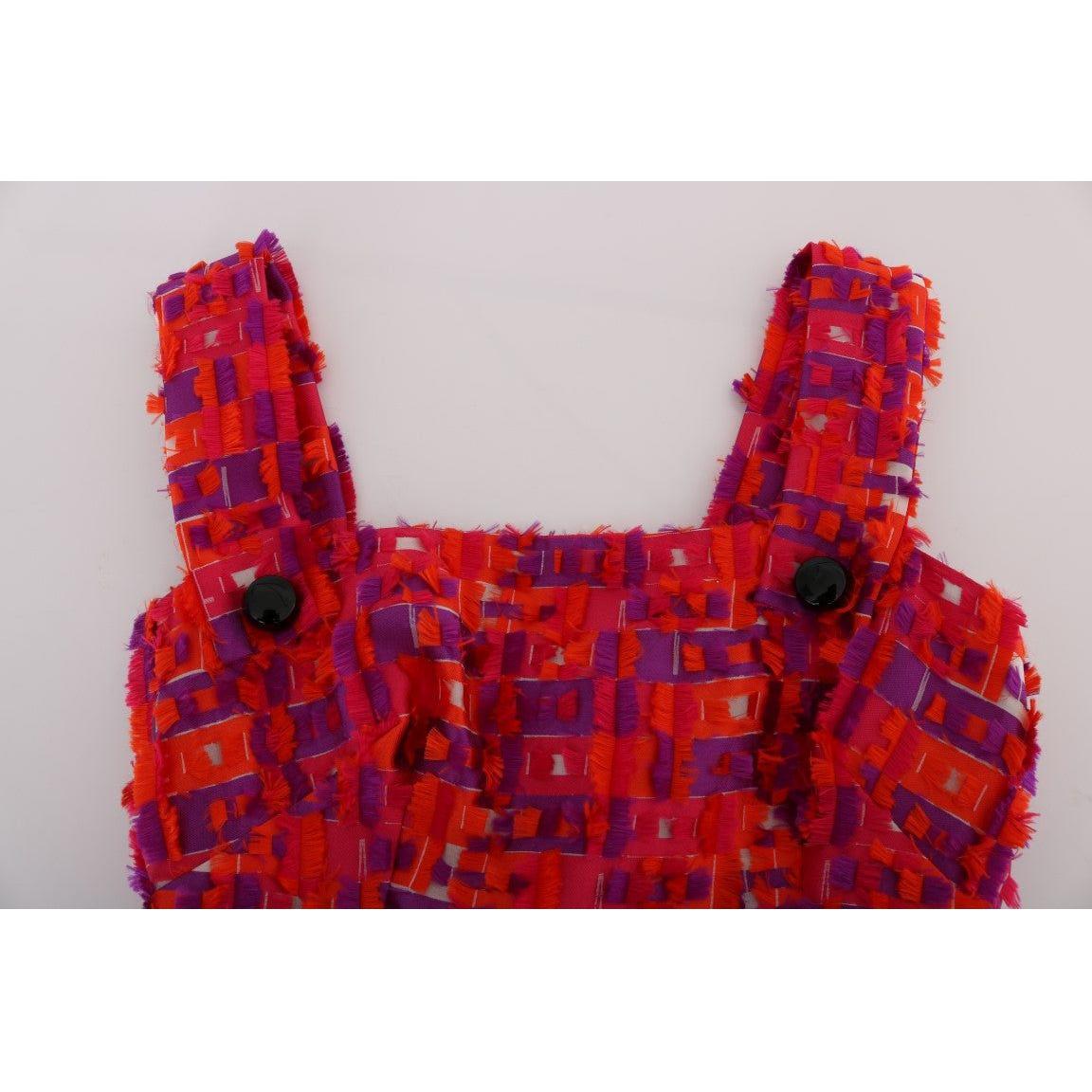 优雅粉色 A 字形无袖连衣裙