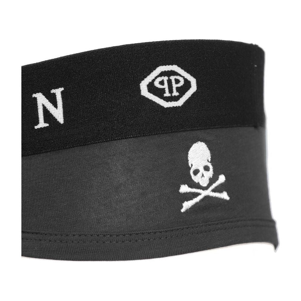 时尚黑色平角裤，彰显设计师风格