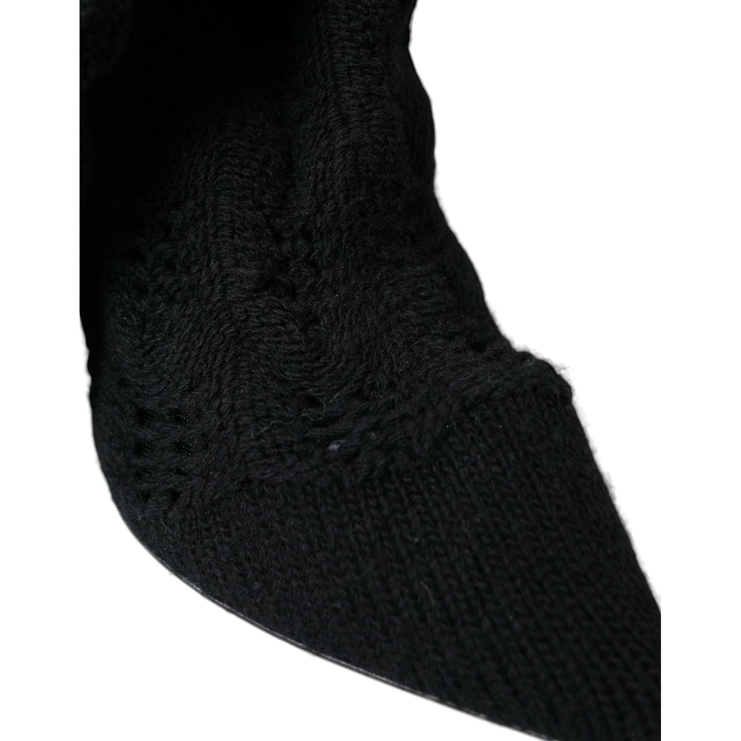 黑色细高跟中筒靴