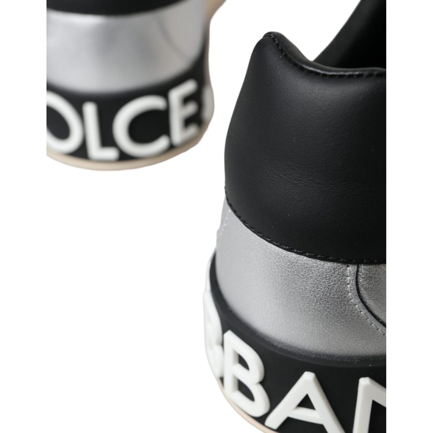 حذاء رياضي رجالي من جلد العجل من Dolce &amp; Gabbana Portofino باللون الفضي