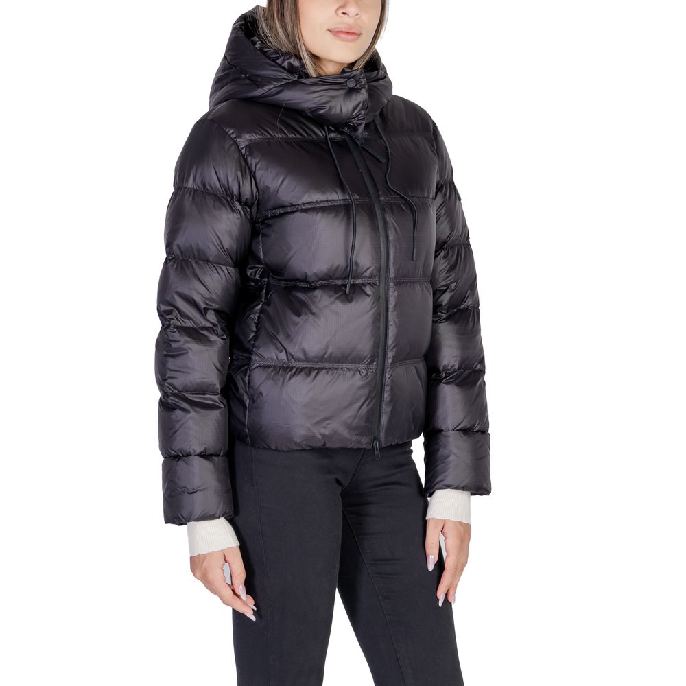 Woman wearing Peuterey Black Polyamide Jackets & Coat with adjustable hood, showcasing contemporary style and thermal insulation.