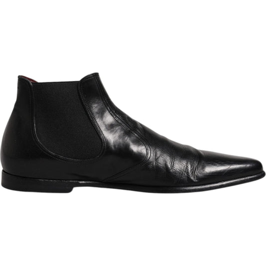 Dolce & Gabbana black leather Chelsea ankle boots for men with stretch bands, preowned, exclusive Italian craftsmanship.