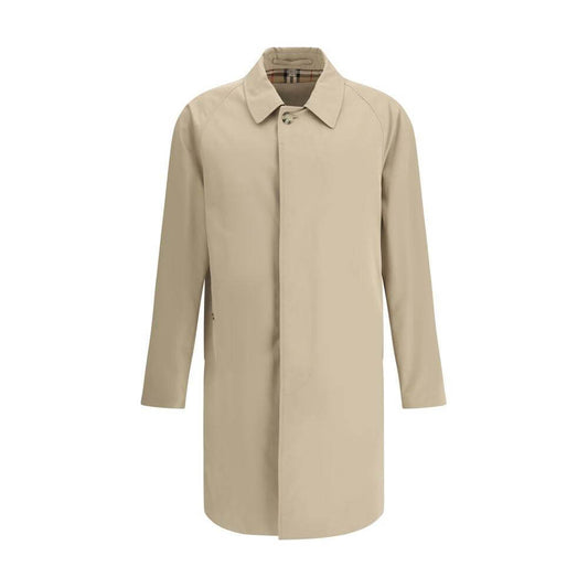 Burberry Cotton Breasted Coat with classic collar and iconic Archivio Check lining, front button closure, and side welt pockets.
