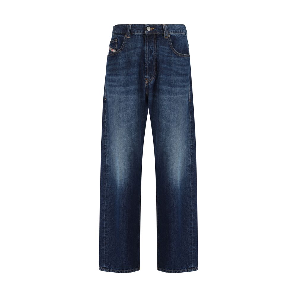 Diesel Blue Cotton Relaxed Fit Jeans, five-pocket design with signature leather patch, perfect for SS25 fashion season.