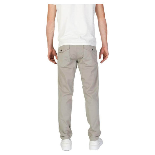 Back view of Refrigiwear gray cotton men's pants, regular comfort fit, ideal for fall and winter. Made of 98% cotton, 2% elastane.