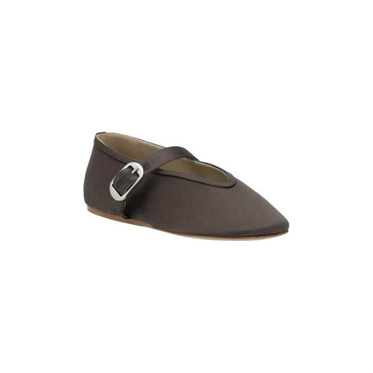 Le Monde Beryl Stella Ballerinas with beveled toe and strap closure, offering comfort and elegance in brown leather.