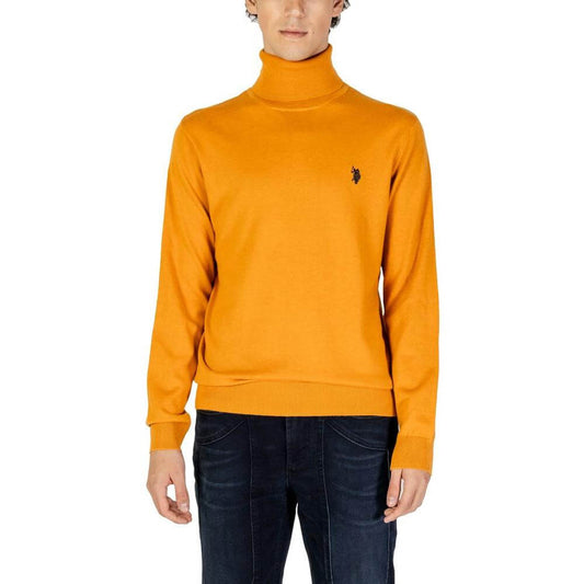 U.S. Polo Assn. orange cotton turtleneck sweater with embroidered logo, ideal for elegant and cozy men's fashion.