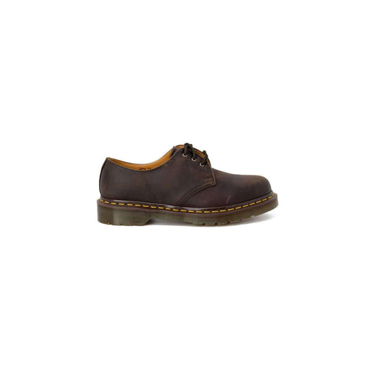 Dr. Martens brown leather men's shoes, autumn/winter collection, elegant style, 3cm heel, casual footwear for men.
