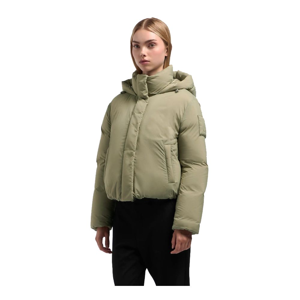 Front view with bag zipped and handles upright.