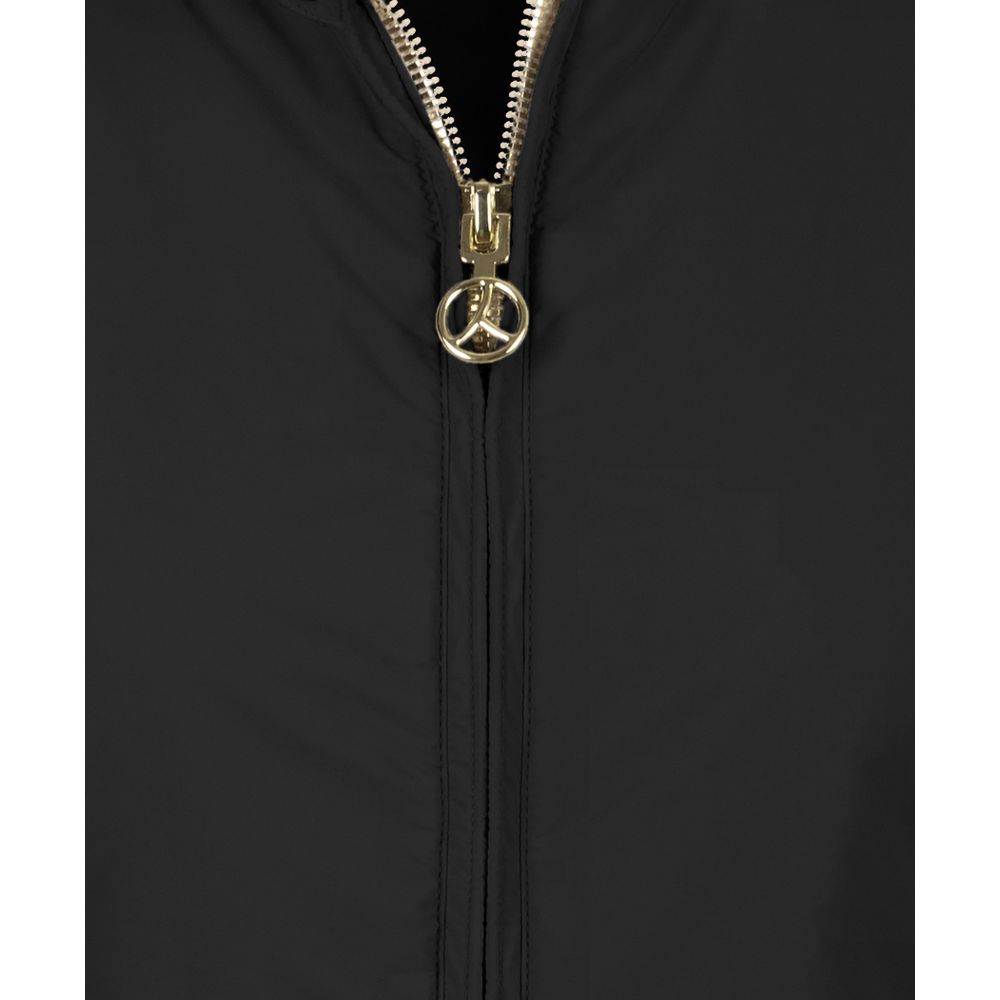 Front view with bag zipped and handles upright.